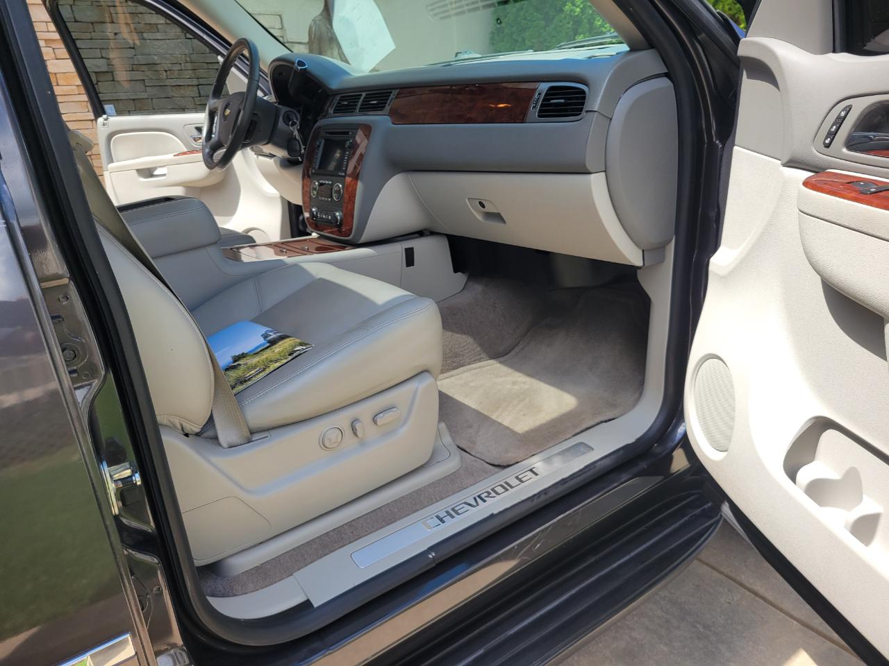 Chevrolet Tahoe LTZ 2WD 2010