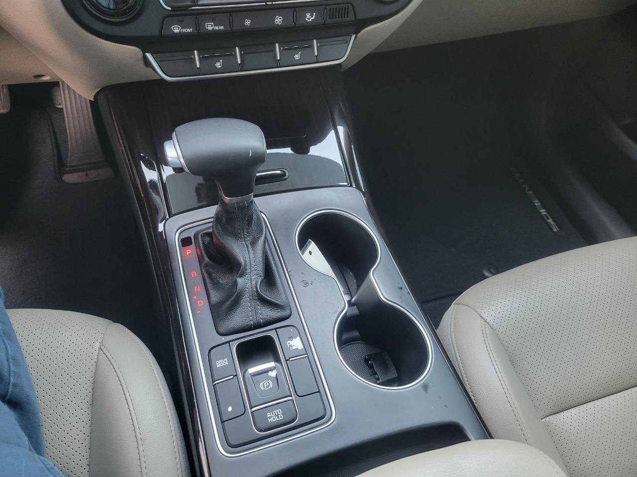 Kia Sorento EX V6 2WD 2020