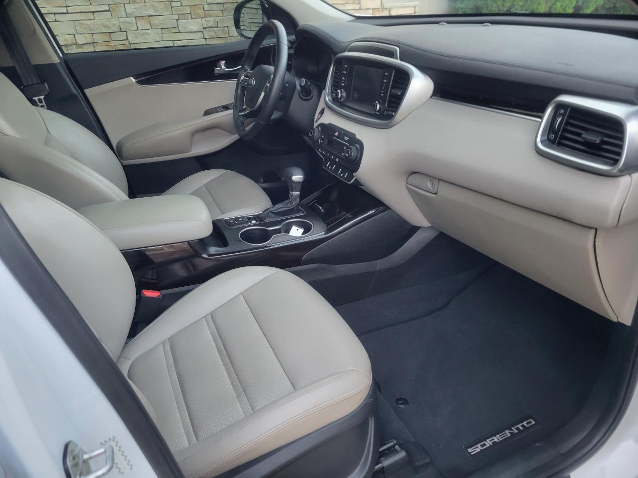 Kia Sorento EX V6 2WD 2020
