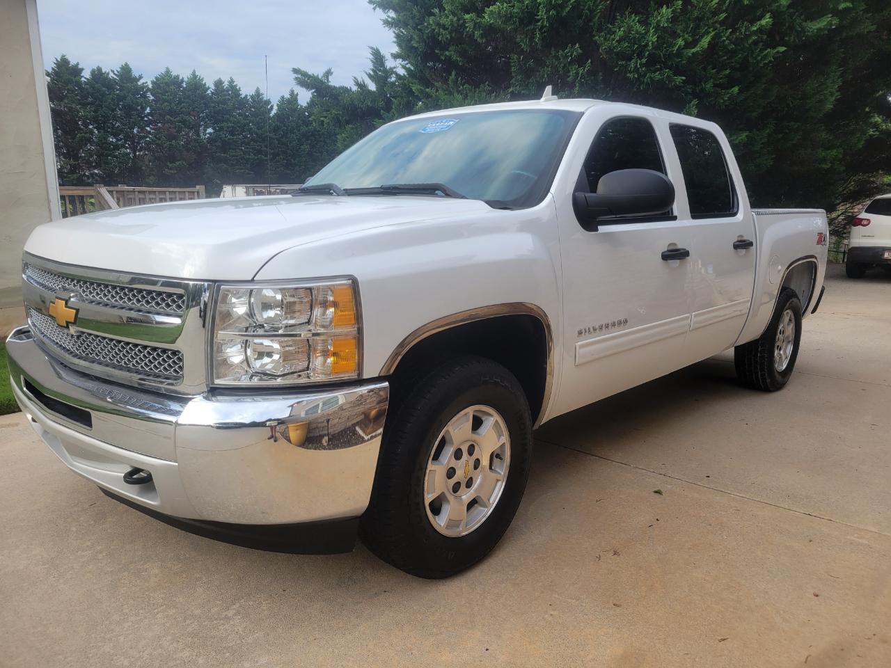 Chevrolet Silverado 1500 LT Crew Cab 4WD 2013