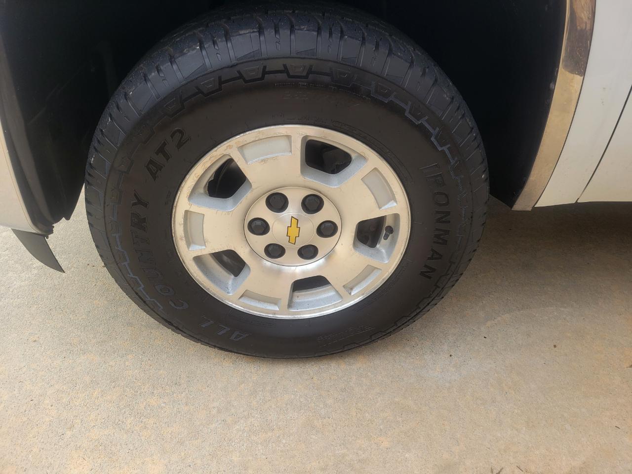 Chevrolet Silverado 1500 LT Crew Cab 4WD 2013