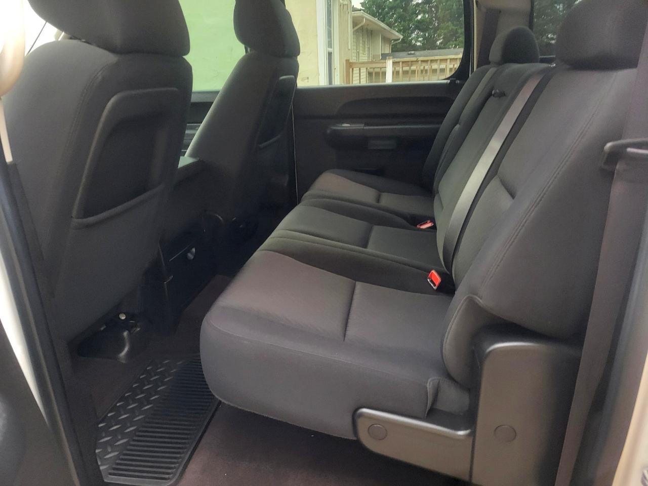 Chevrolet Silverado 1500 LT Crew Cab 4WD 2013