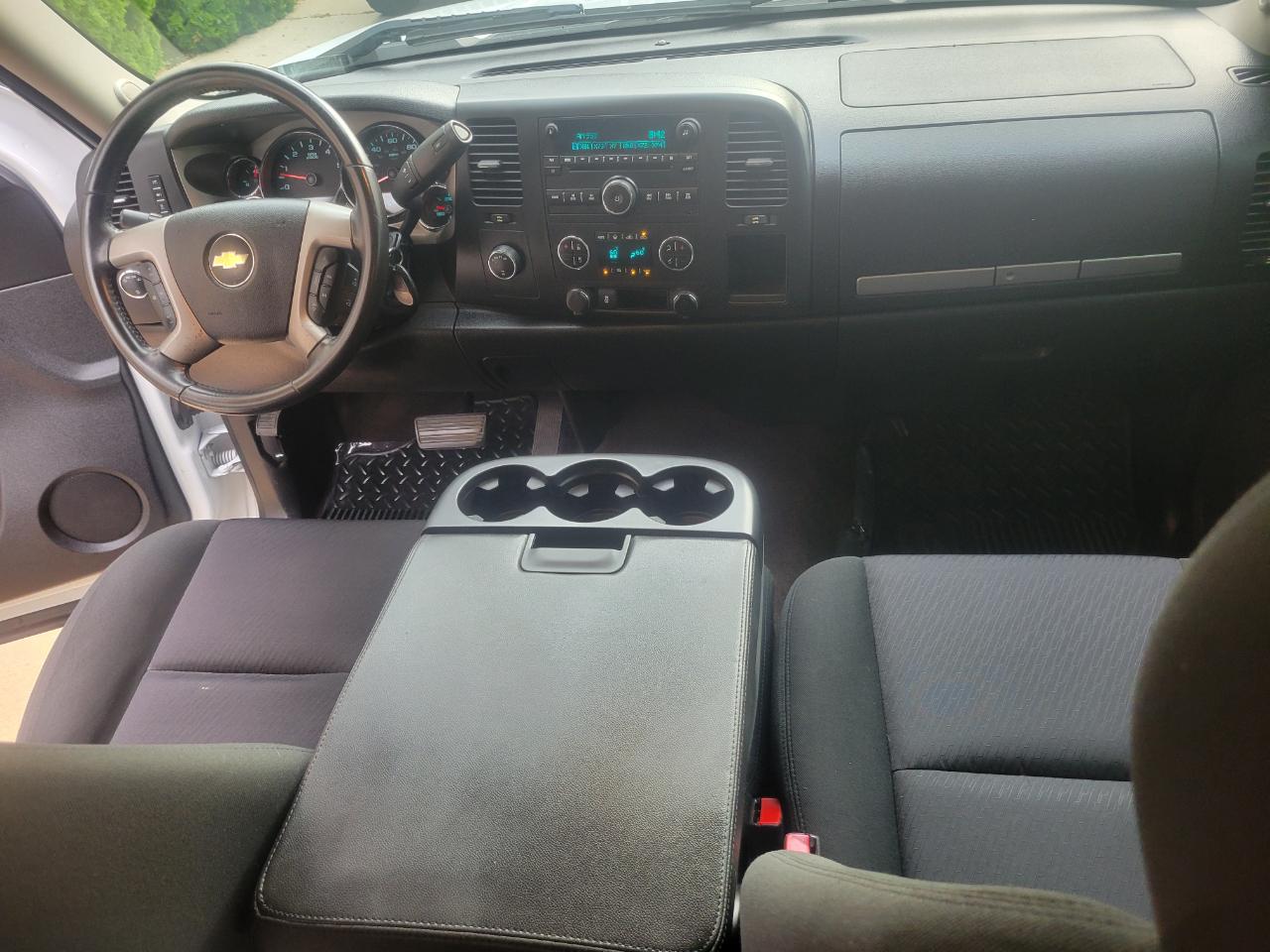 Chevrolet Silverado 1500 LT Crew Cab 4WD 2013