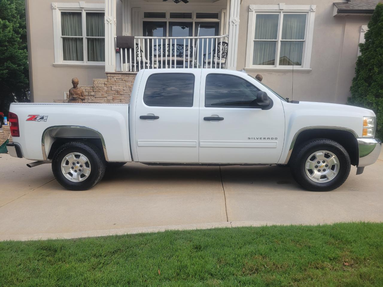 Chevrolet Silverado 1500 LT Crew Cab 4WD 2013