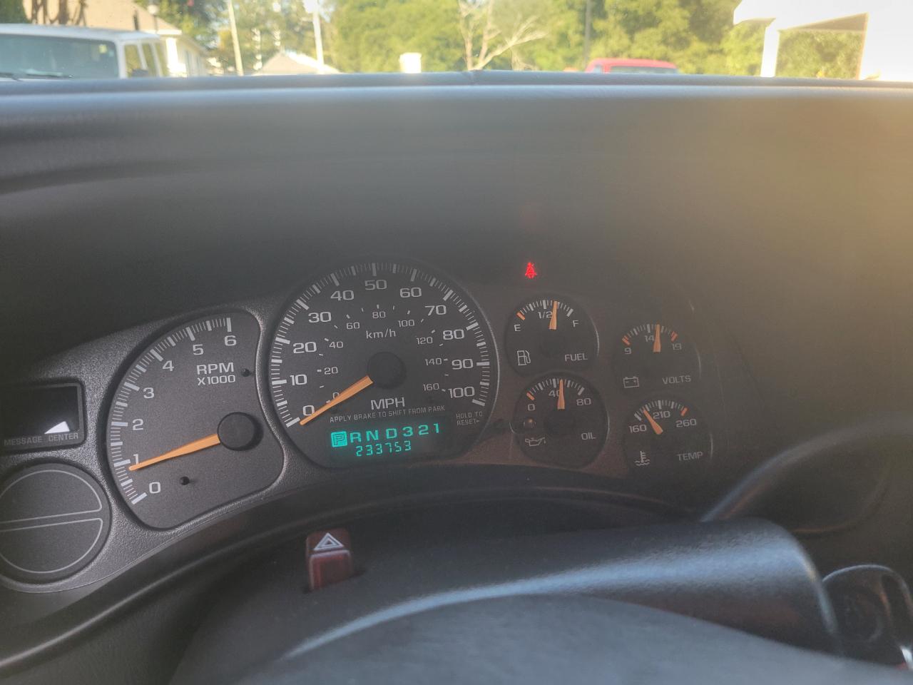 Chevrolet Silverado 1500 Short Bed 4WD 2002