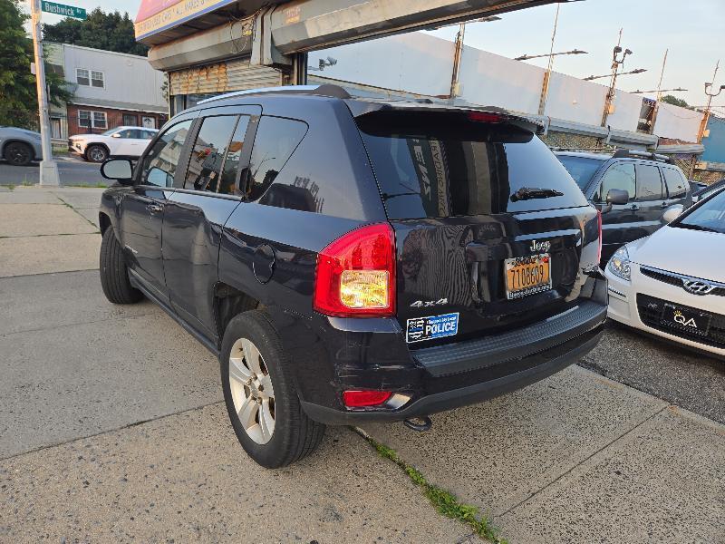 Jeep Compass Sport 4WD 2011
