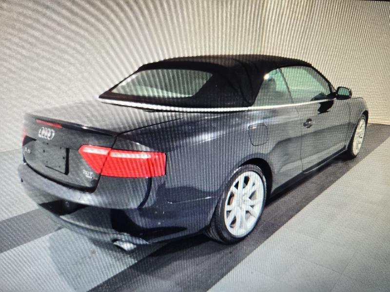Audi A5 Cabriolet 2.0T quattro Tiptronic 2011