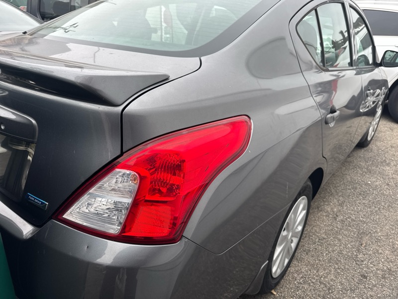 Nissan Versa 1.6 S 5M 2016 Nissan Versa 1.6 S 5M 2016