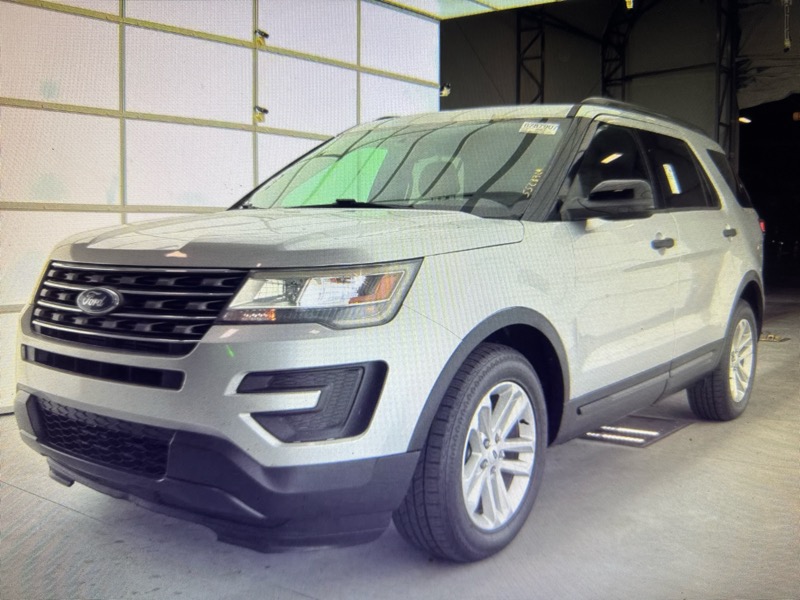 2013 Ford Explorer XLT's photo