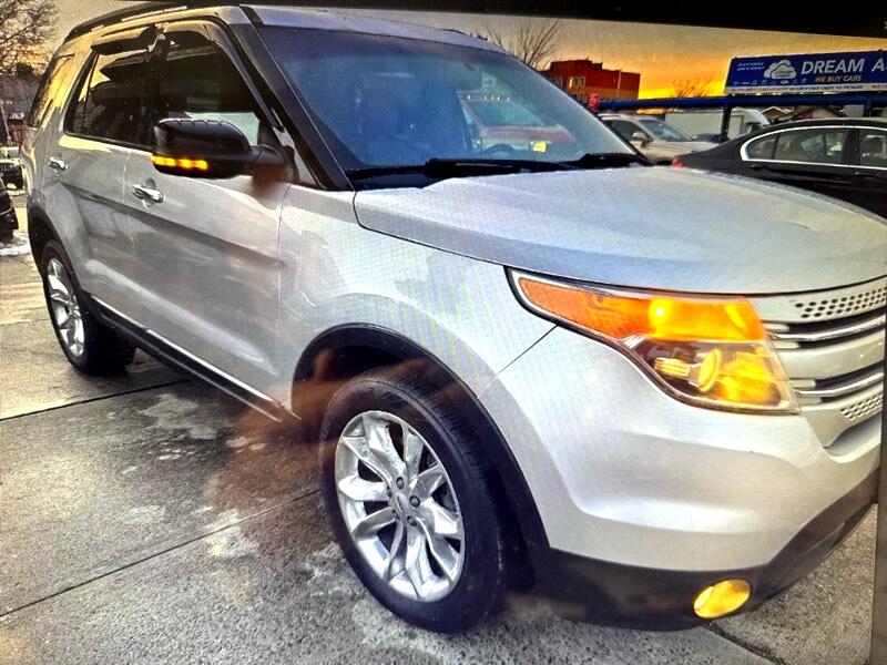 Ford Explorer XLT 4WD 2013