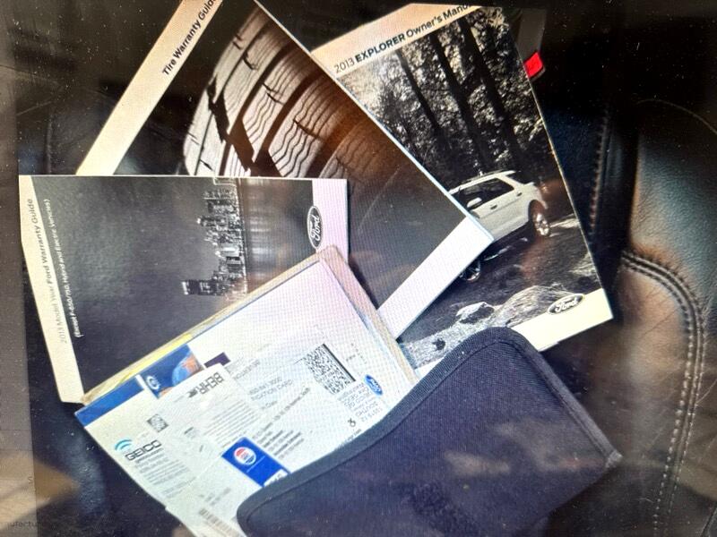 Ford Explorer XLT 4WD 2013