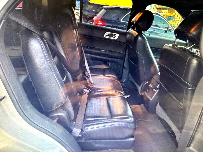 Ford Explorer XLT 4WD 2013