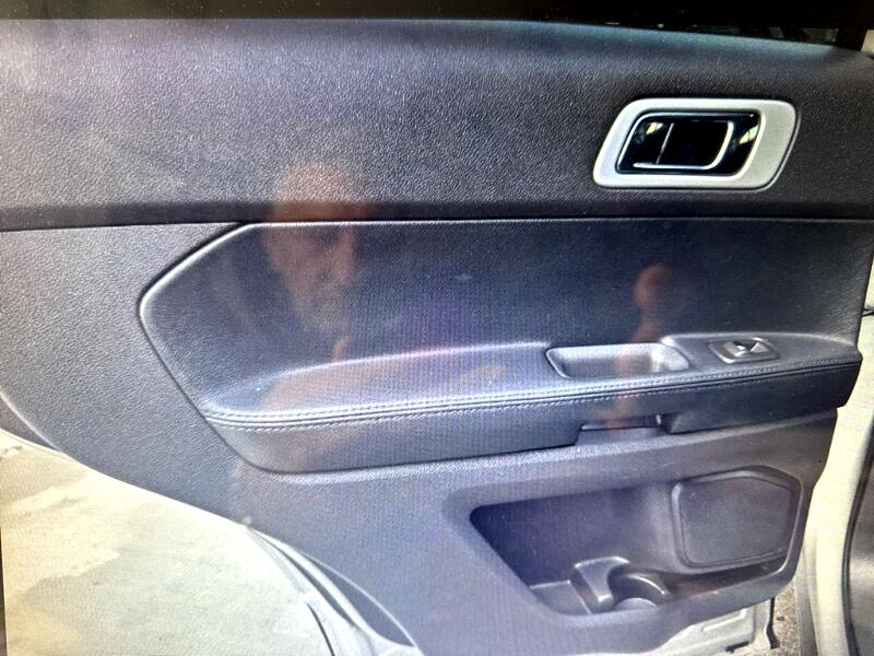 Ford Explorer XLT 4WD 2013