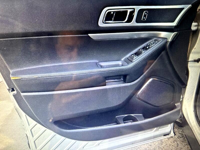 Ford Explorer XLT 4WD 2013