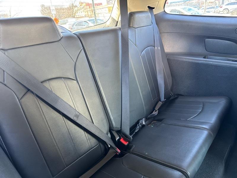 Buick Enclave Leather AWD 2016