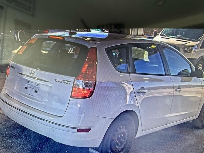 Hyundai Elantra Touring 4dr Wgn Auto GLS 2012