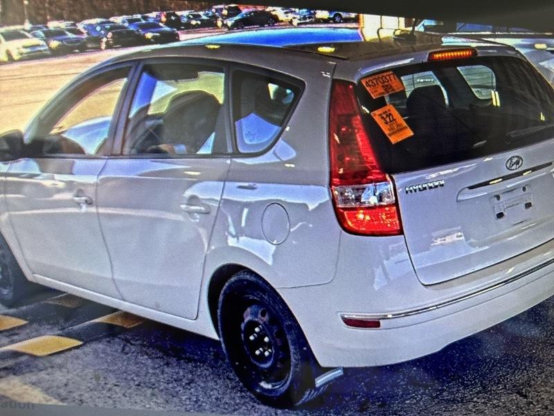 Hyundai Elantra Touring 4dr Wgn Auto GLS 2012