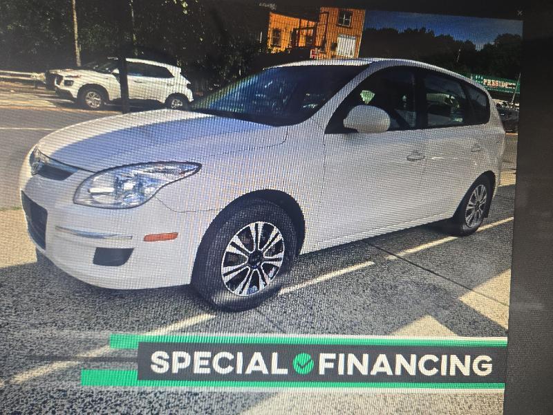 Hyundai Elantra Touring 4dr Wgn Auto GLS 2012