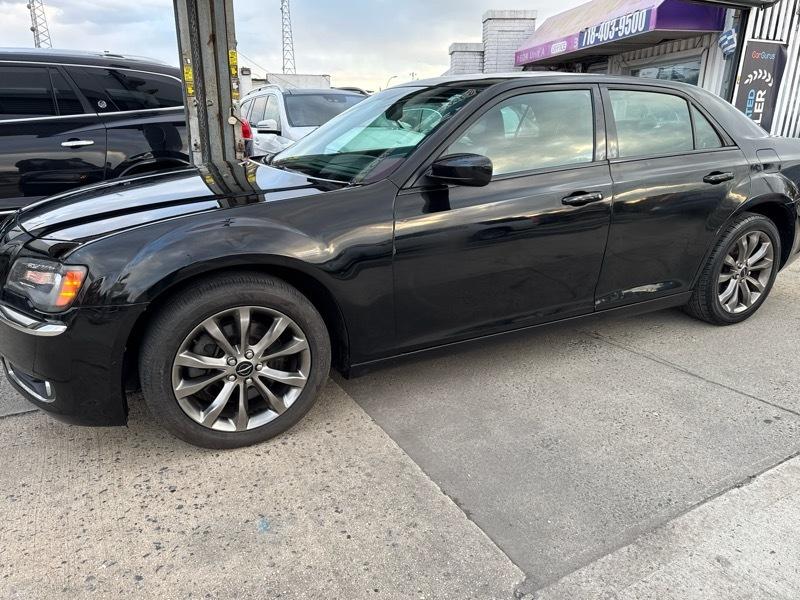 Chrysler 300 S V6 AWD 2014