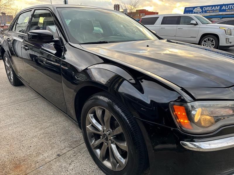 Chrysler 300 S V6 AWD 2014