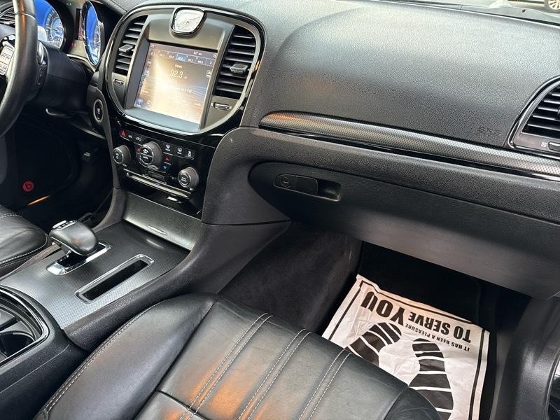 Chrysler 300 S V6 AWD 2014