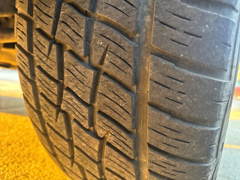 Chevrolet Avalanche LTZ 4WD 2011