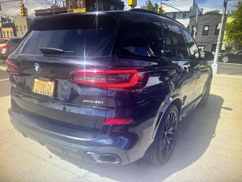 BMW X5 xDrive40i Sports Activity Vehicle 2023