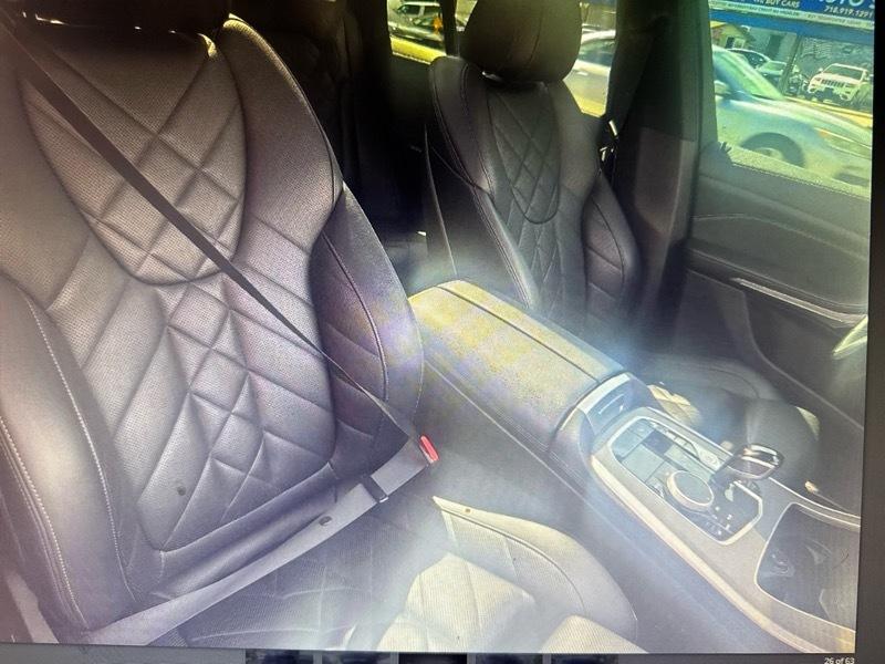 BMW X5 xDrive40i Sports Activity Vehicle 2023