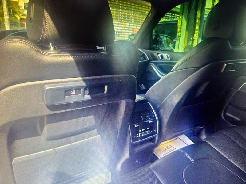 BMW X5 xDrive40i Sports Activity Vehicle 2023