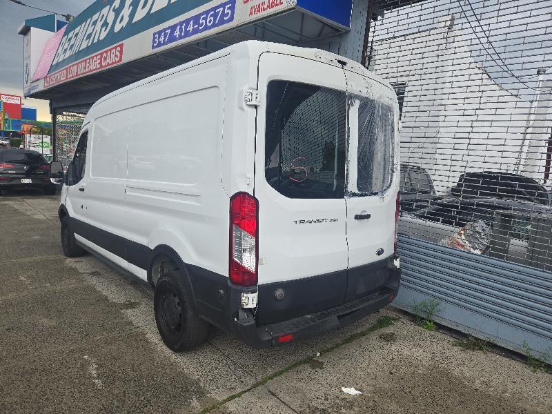 Ford Transit 250 Van Med. Roof w/Sliding Pass. 148-in. WB 2019
