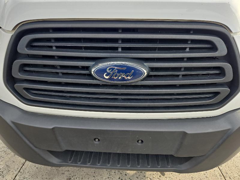 Ford Transit 250 Van Med. Roof w/Sliding Pass. 148-in. WB 2019