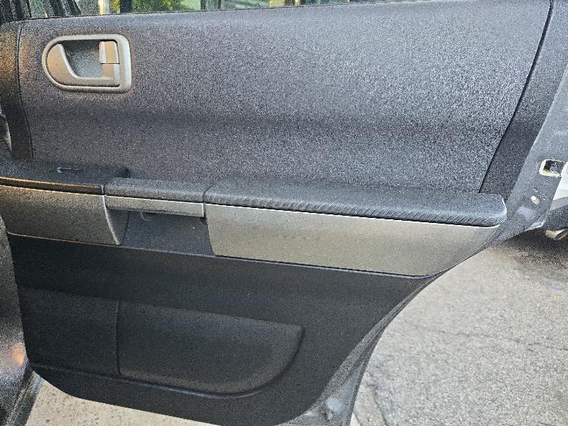 Mitsubishi Endeavor LS AWD 2005