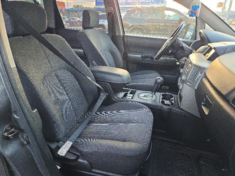 Mitsubishi Endeavor LS AWD 2005