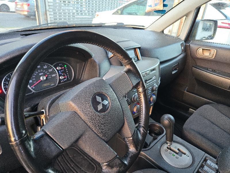 Mitsubishi Endeavor LS AWD 2005