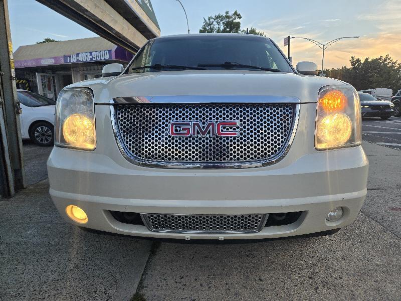 GMC Yukon Denali 4WD 2014