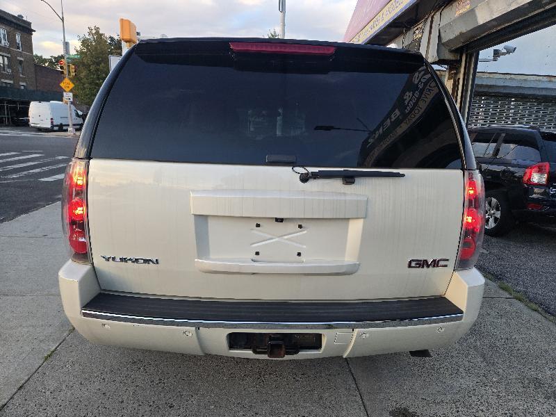GMC Yukon Denali 4WD 2014