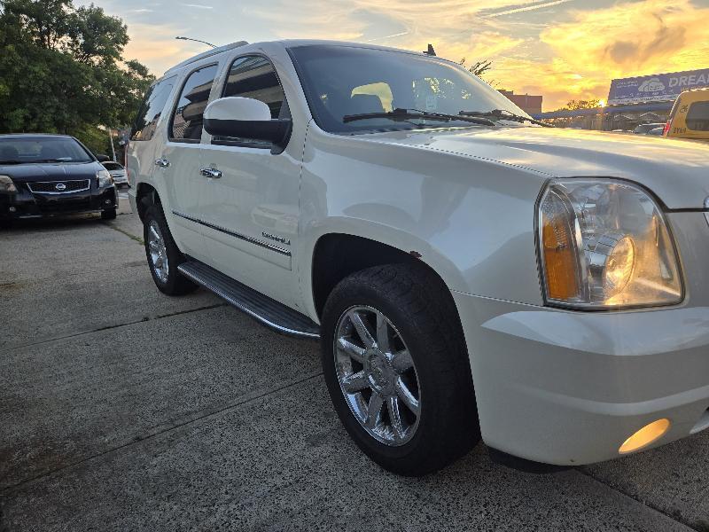 GMC Yukon Denali 4WD 2014