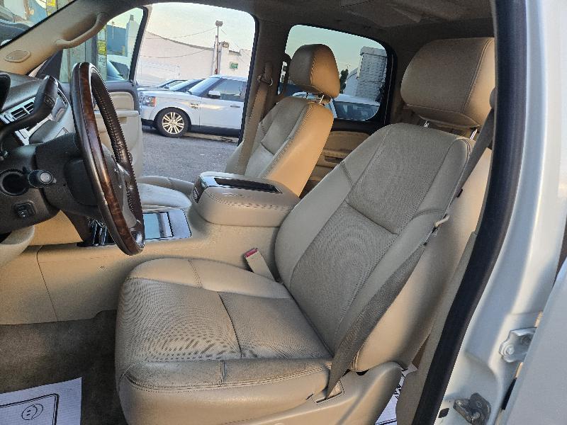 GMC Yukon Denali 4WD 2014