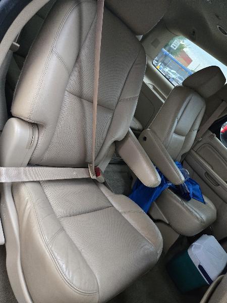 Cadillac Escalade AWD Premium 2011