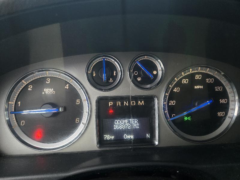 Cadillac Escalade AWD Premium 2011