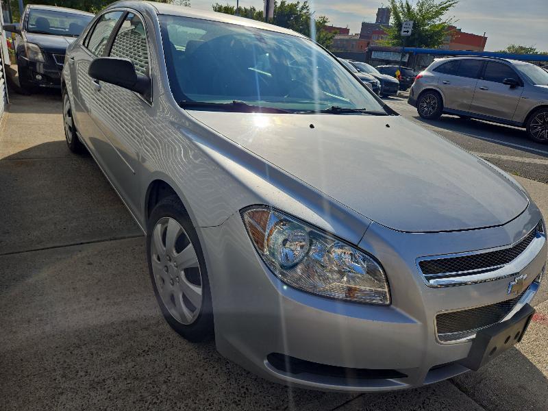 Chevrolet Malibu LS 2012