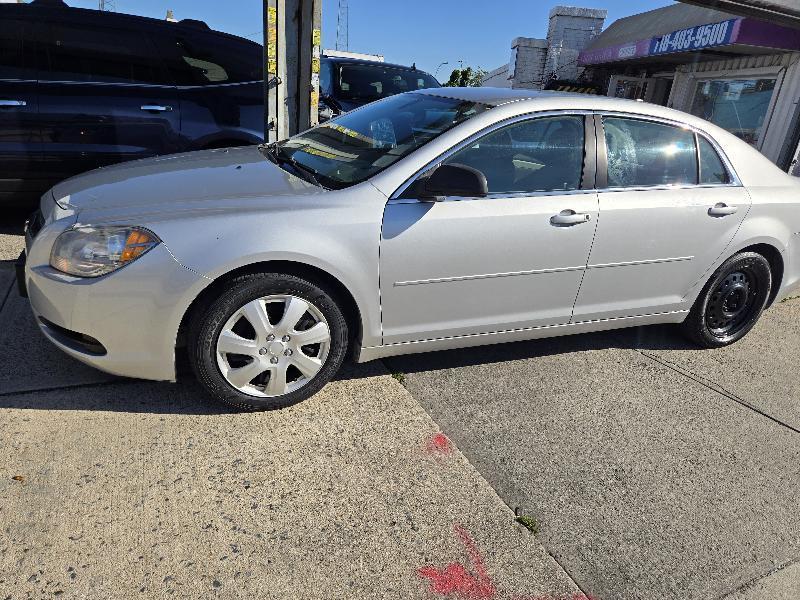 Chevrolet Malibu LS 2012