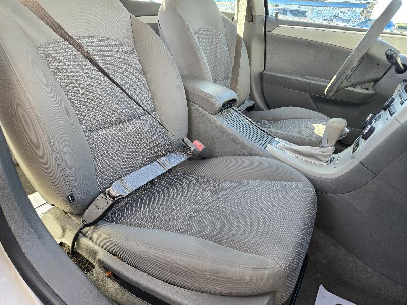 Chevrolet Malibu LS 2012