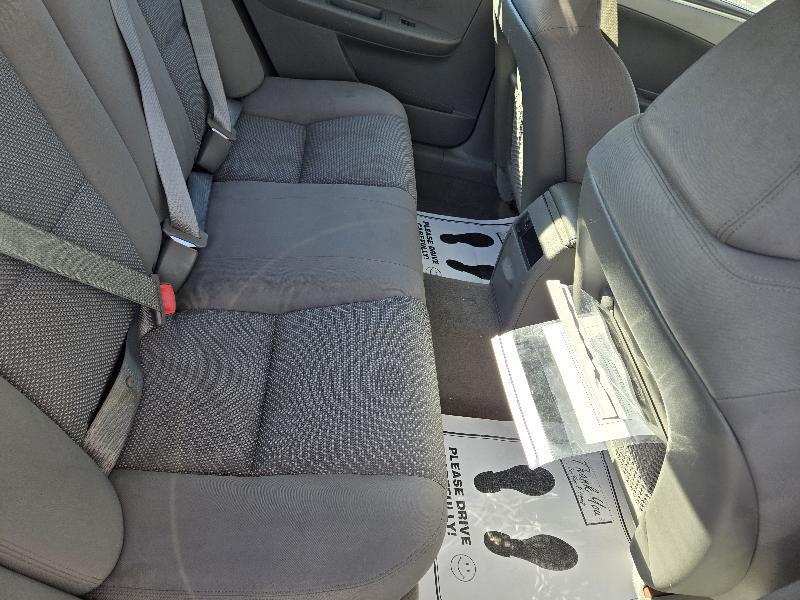 Chevrolet Malibu LS 2012