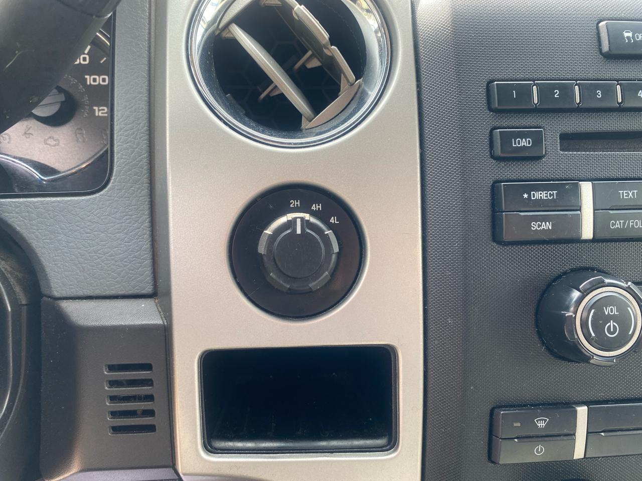 Ford F-150 4WD SuperCrew 145" XLT 2014