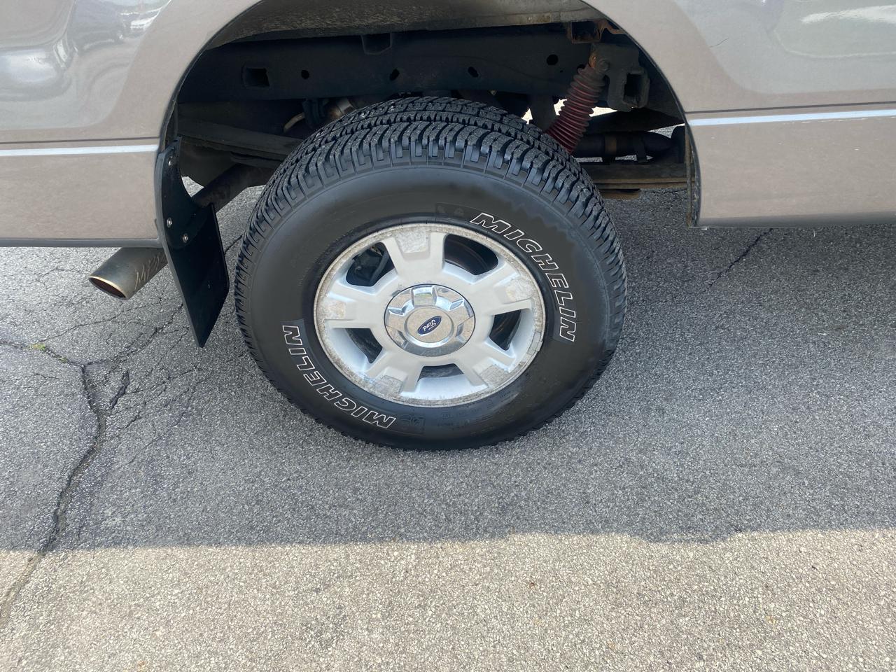 Ford F-150 4WD SuperCrew 145" XLT 2014