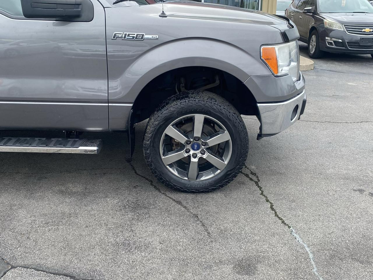 Ford F-150 4WD SuperCrew 145" XLT 2014