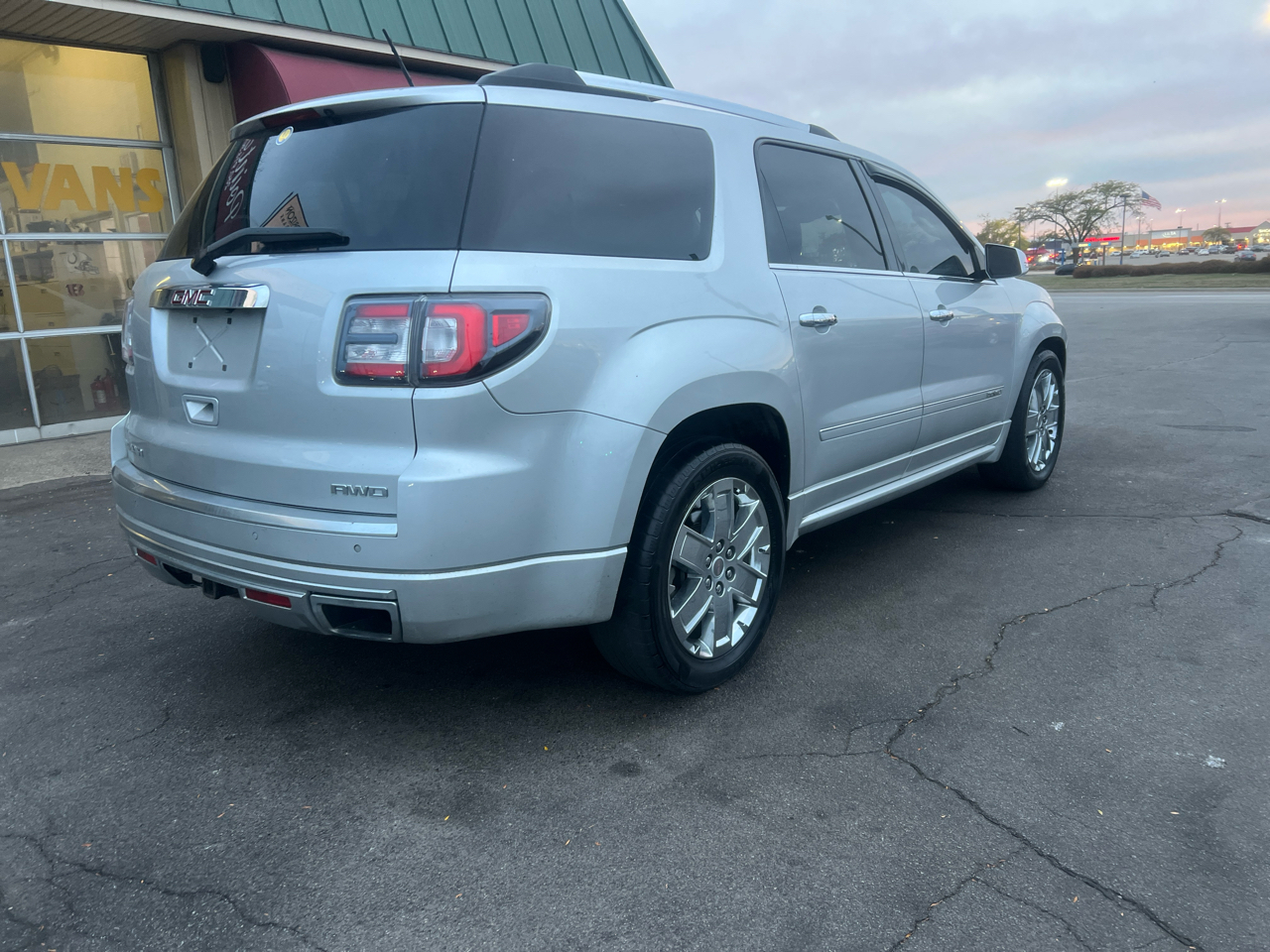 GMC Acadia Denali AWD 2015 GMC Acadia Denali AWD 2015
