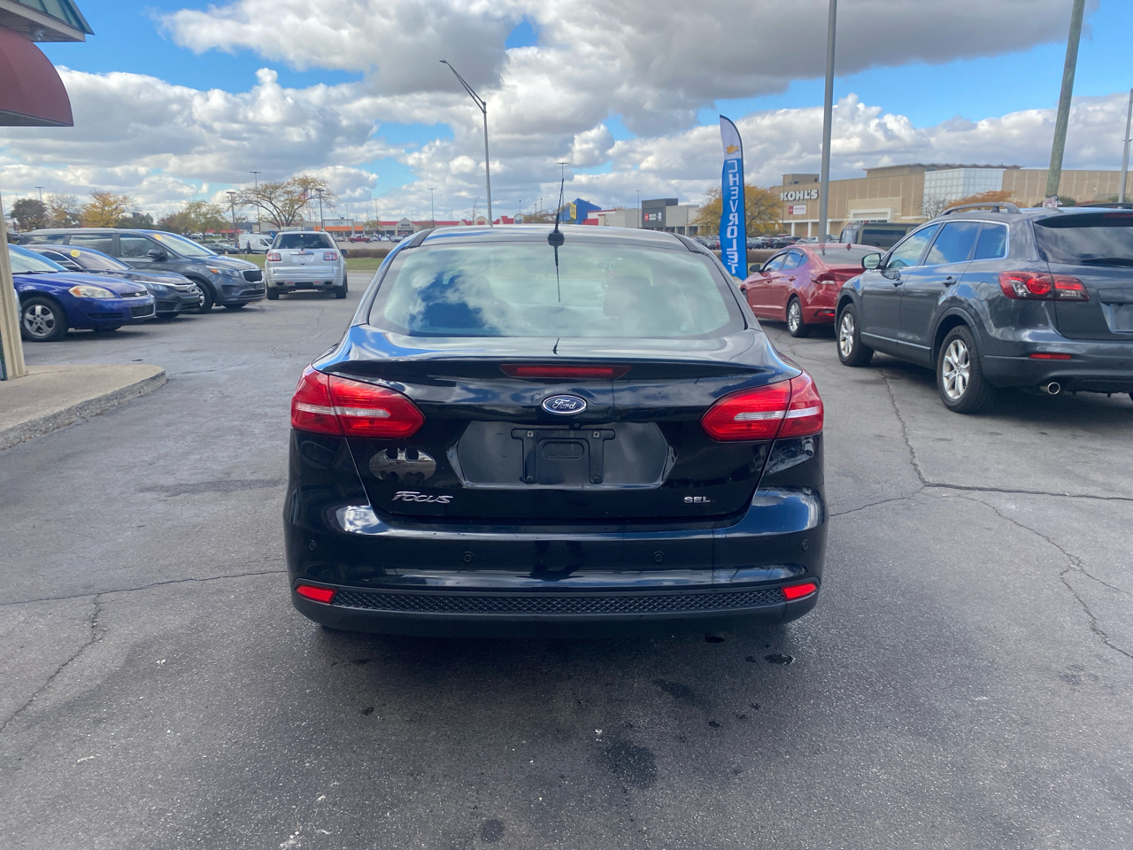 Ford Focus SEL Sedan 2017 Ford Focus SEL Sedan 2017
