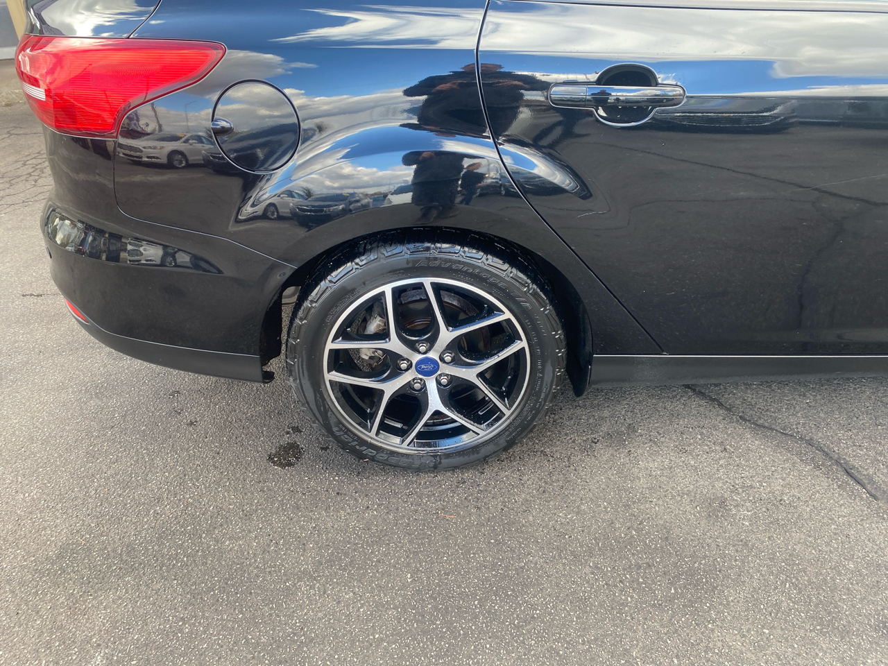 Ford Focus SEL Sedan 2017 Ford Focus SEL Sedan 2017